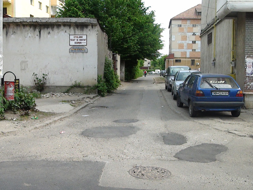 Carpeli strada D.Cantemir (C) eMM.ro